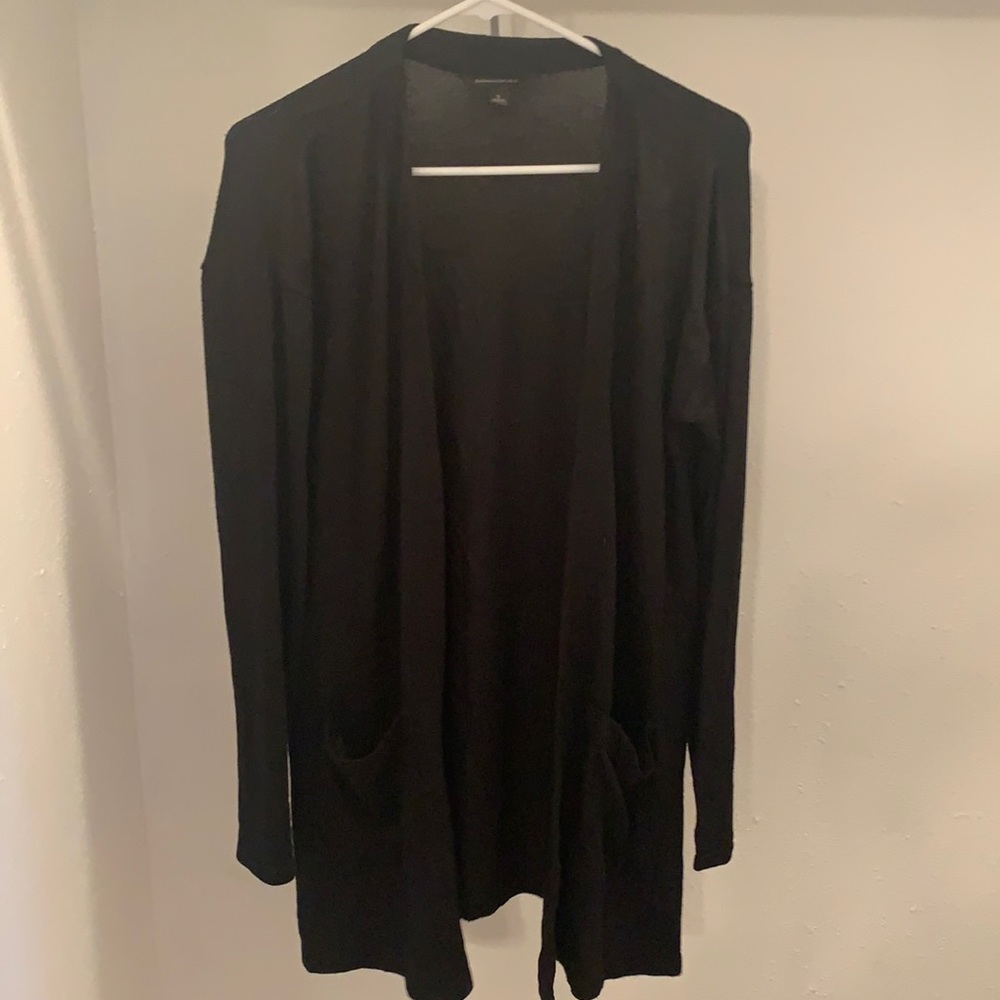 Banana Cardigan with Pockets